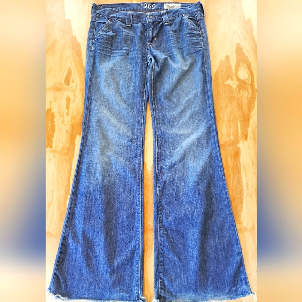 Low Rise Y2K 1969 Wide Leg Jeans